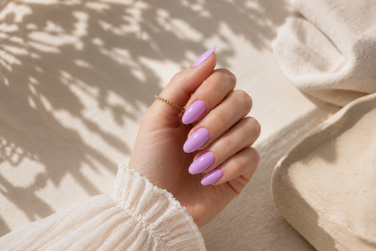 Nagelsticker: Salon-Look in 5 Minuten zuhause