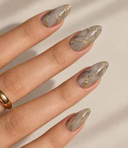 Non-UV Gel Nail Sticker Marmorglanz - Die Ingenieurs-Lösung für Salon-Nägel in 5 Min.